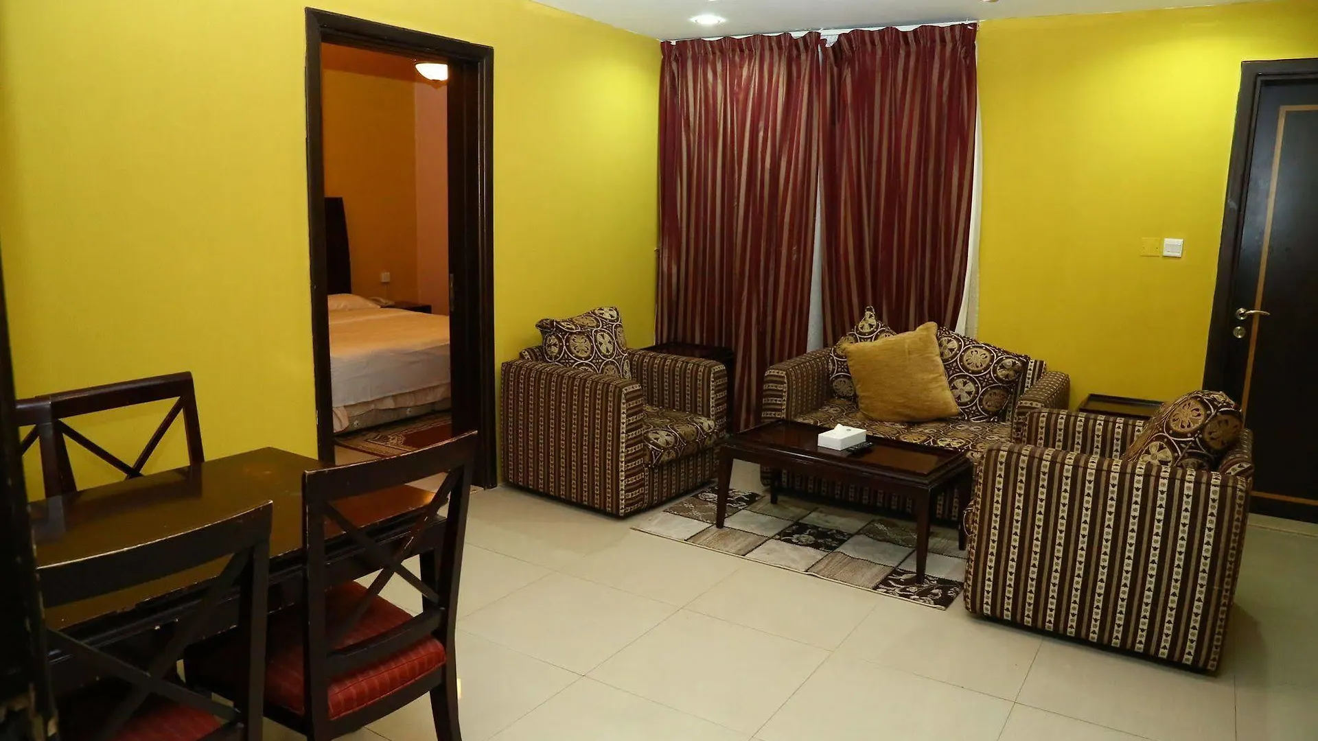 Golden Square Hotel Apartments Dubai