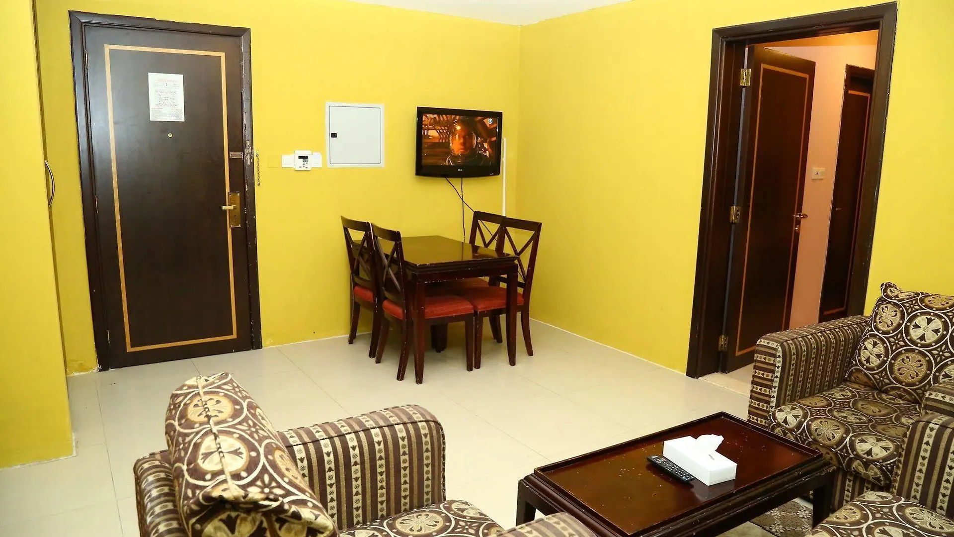 Golden Square Hotel Apartments Dubai